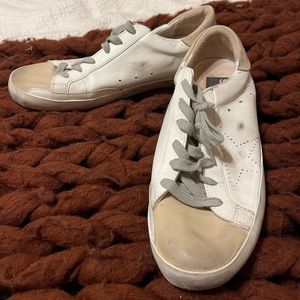 Only work three times superstar perforated star golden goose sneakers!